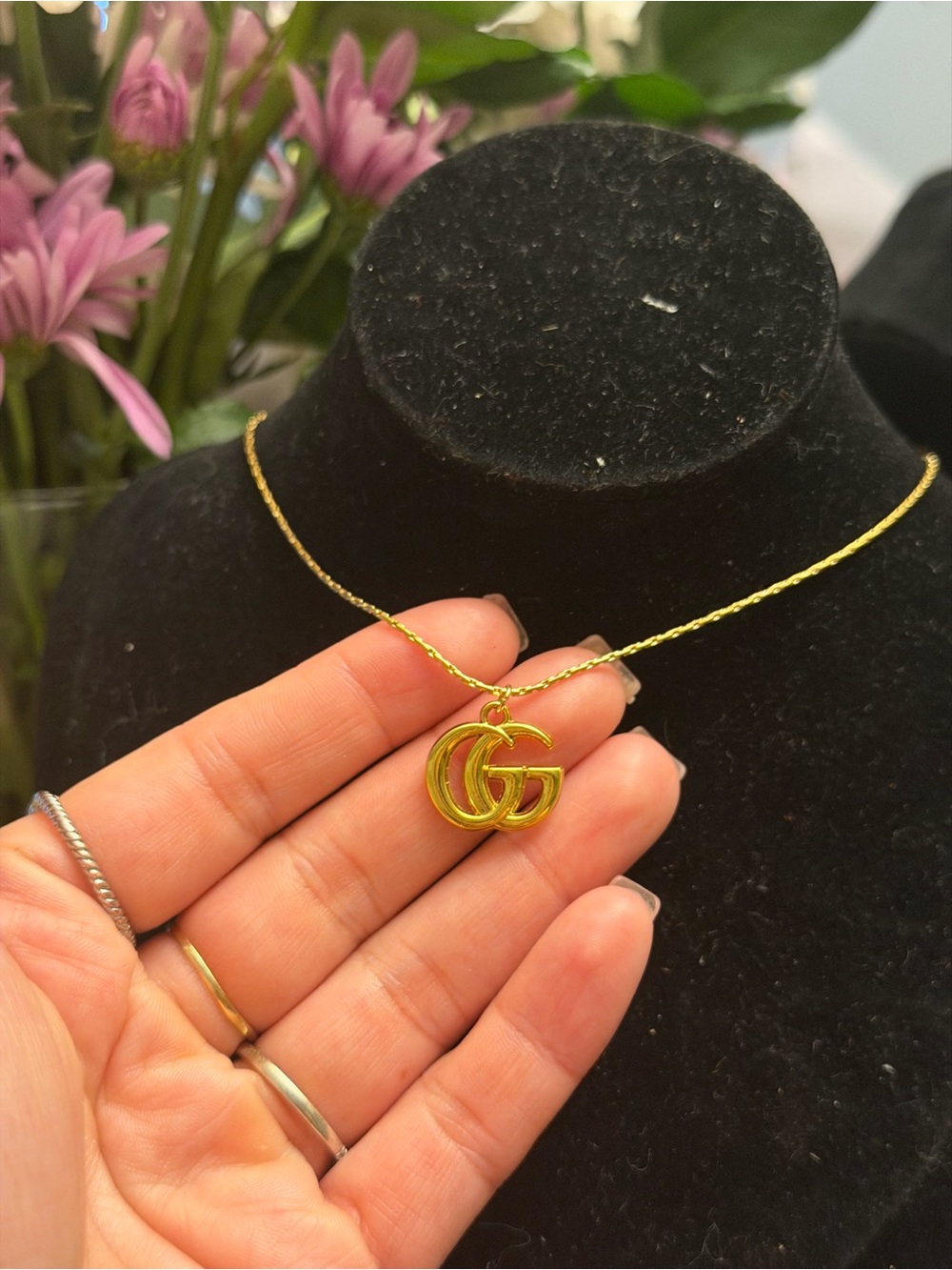 GG Interlocking Pendant Necklace - Gold Women’s Jewelry